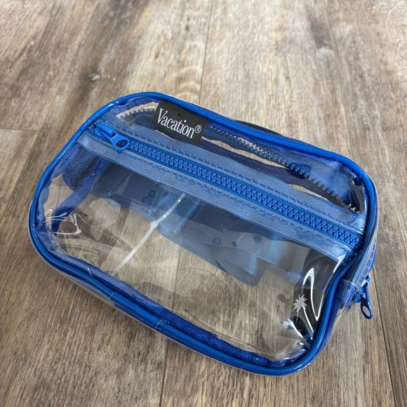 NWOT! Vacation Beauty Blue Clear Transparent Concert/Festival/Travel Fanny Pack - Picture 1 of 4